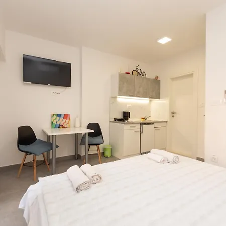 アパート Twins スプリト